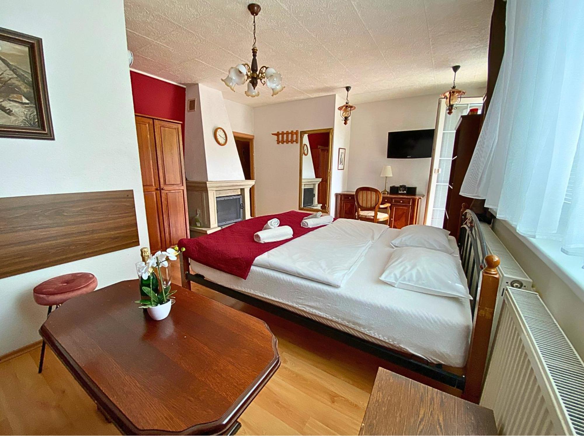 Spa & Pool Apartments Prestige Villa Ivica Marianka Eksteriør billede