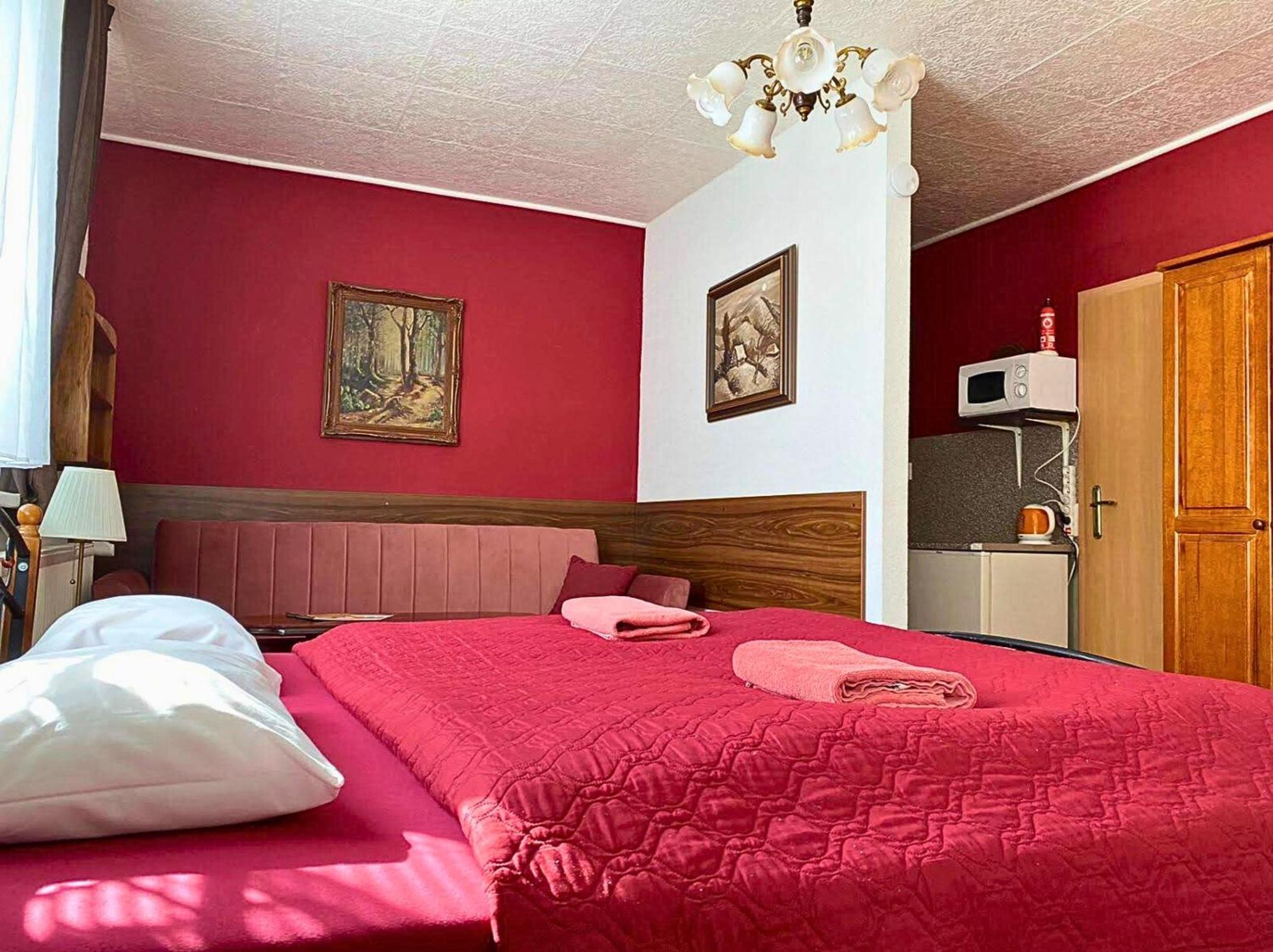 Spa & Pool Apartments Prestige Villa Ivica Marianka Eksteriør billede